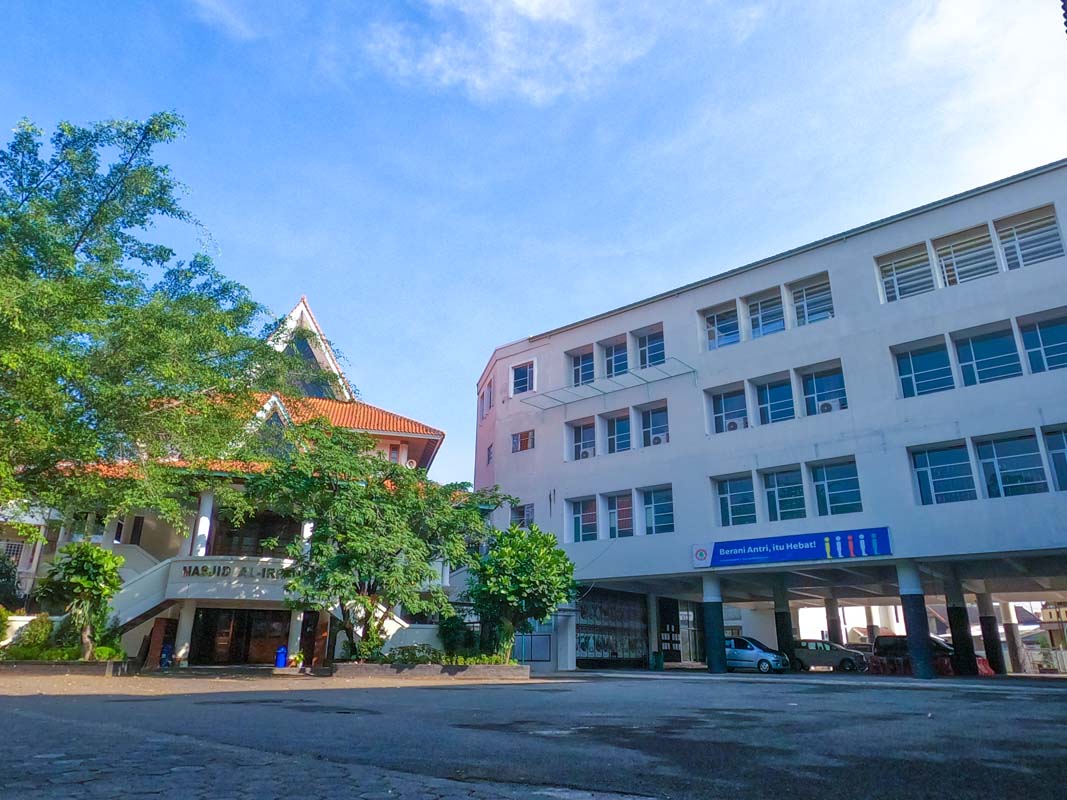 Tampak Depan